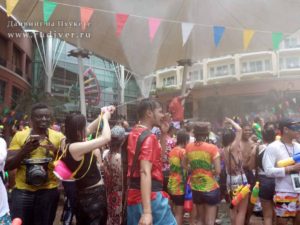 songkran phuket